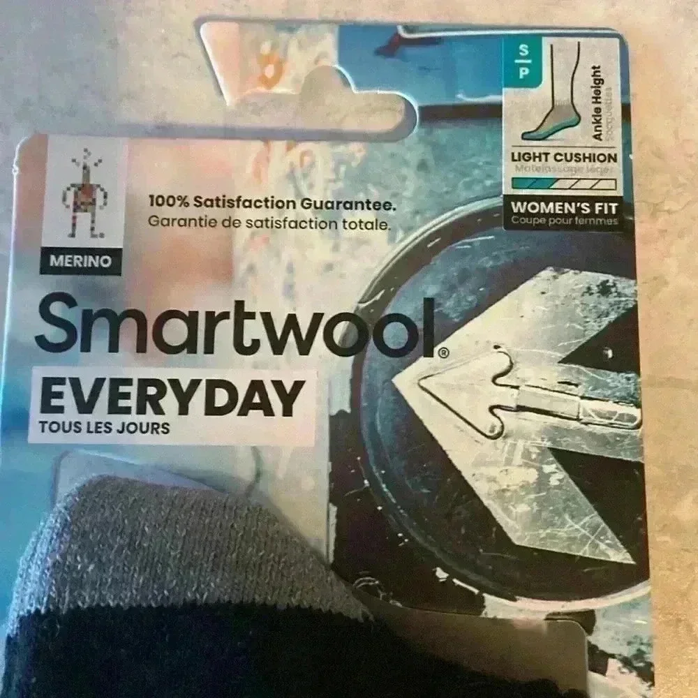Smartwool Woman’s Everyday Light Cushion Ankle Boot Sock-Black-Size Small NWT